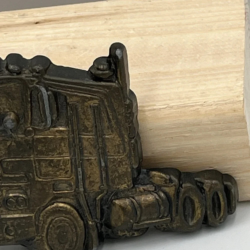 Rare Vintage SOLID BRASS Belt Buckle MAC TRUCK Semi‎